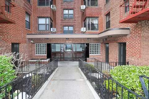 32-40 89 St #608, East Elmhurst, NY 11369