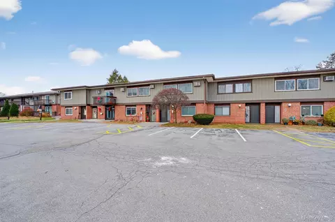 9 Millholland Dr #D, Fishkill, NY 12524
