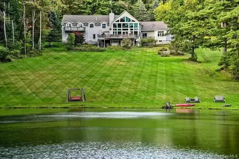 1837 Rich Rd, Oneonta, NY 13820