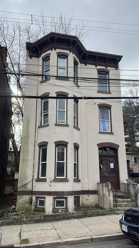145 Renwick St, Newburgh, NY 12550