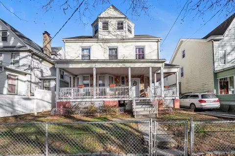 149 S 10th Ave, Mount Vernon, NY 10550