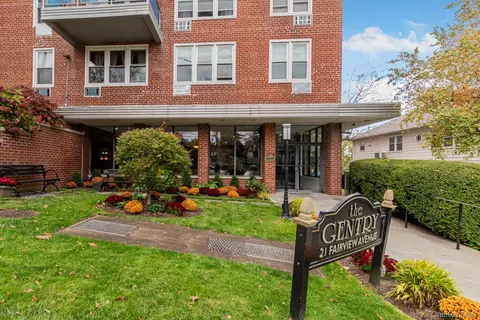 21 Fairview Ave #416, Eastchester, NY 10707