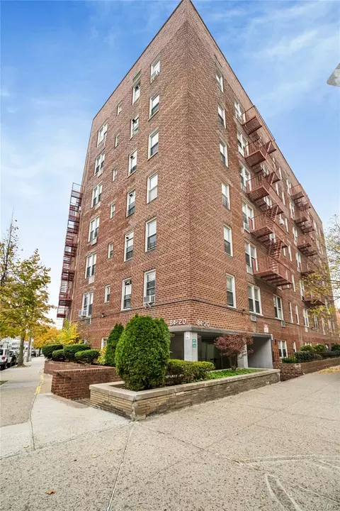 84-20 51 Ave #5L, Elmhurst, NY 11373
