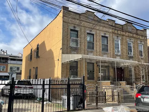 3416 103rd St, New York, NY 11368