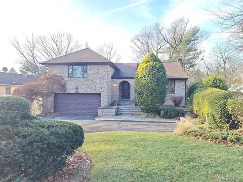 3 Dorset Way, Glen Cove, NY 11542