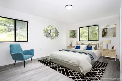 366 Concord Ln, Middletown, NY 10940