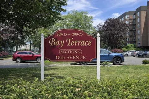 209-25 18th Ave #1C, Bayside, NY 11360