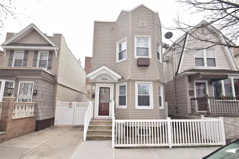 7216 66th Dr, New York, NY 11379