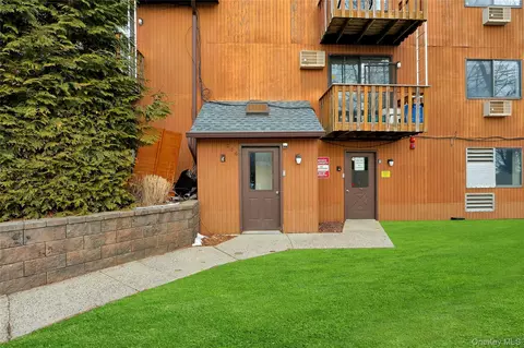 286 High Ave #2I, Orangetown, NY 10960