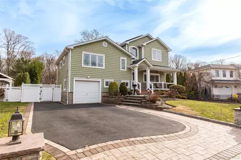 159 East Dr, Massapequa, NY 11758