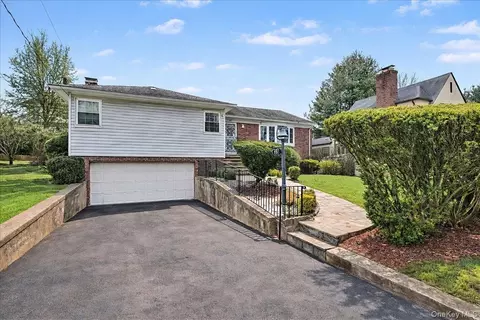 39 Claire Ave, New Rochelle, NY 10804