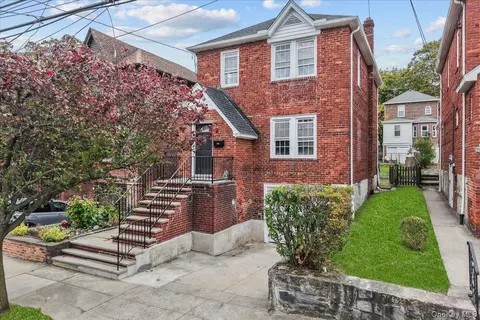 128 Kimball Ter, Yonkers, NY 10704