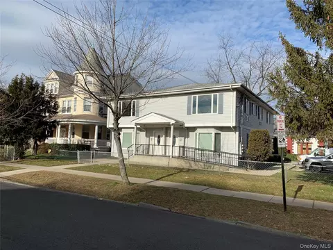 87 Sickles Ave, New Rochelle, NY 10801