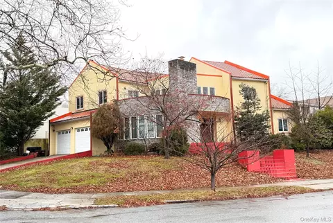 26105 Bridgewater Ave, Glen Oaks, NY 11004