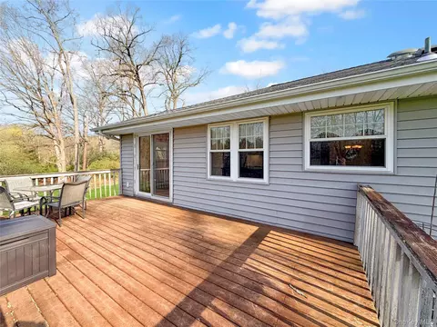 Exterior - 25 E Mountain Rd S, Philipstown, NY 10516 photo 6 of 9