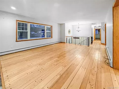 Living - 25 E Mountain Rd S, Philipstown, NY 10516 photo 3 of 6