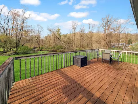 Exterior - 25 E Mountain Rd S, Philipstown, NY 10516 photo 9 of 9