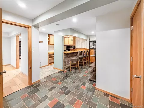 Entry Way - 25 E Mountain Rd S, Philipstown, NY 10516 photo 6 of 6