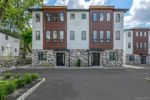 128 Union Rd #201, Ramapo, NY 10977