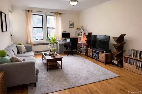 300 Main St #2E, White Plains, NY 10601