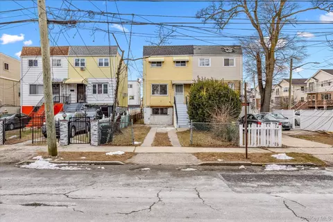 641 Beach 65th St, Arverne, NY 11692