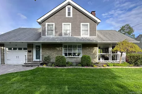 51 Woodland Ave, Poughkeepsie, NY 12603