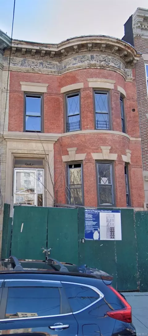 1762 Topping Ave, New York, NY 10457