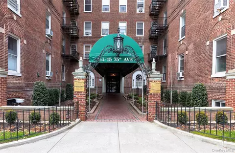 111-15 75th Ave #1M, New York, NY 11375