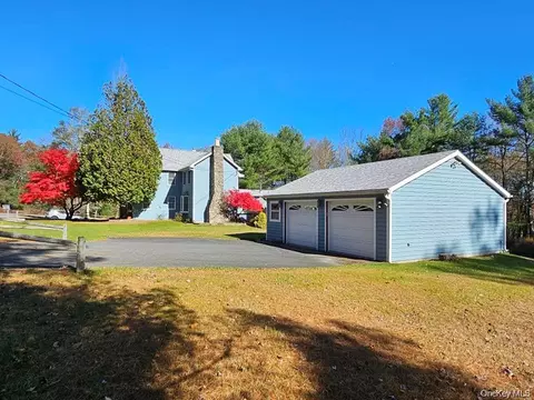 107 Eldred Yulan Rd, Highland, NY 12732