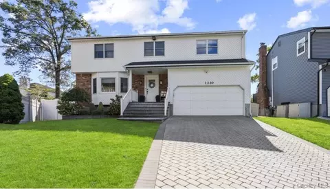 1330 Bea Ct, East Meadow, NY 11554