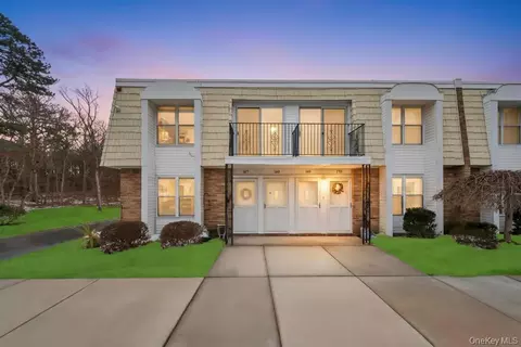 85 Rocky Point Yaphank Rd #168, Rocky Point, NY 11778
