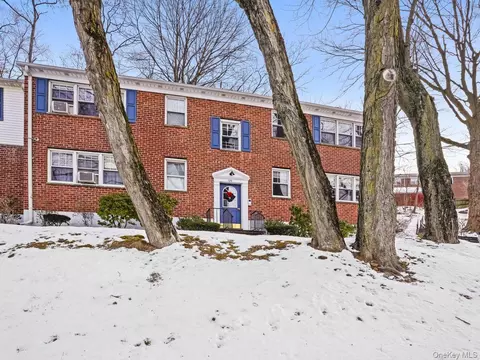 126 Underhill Ave #1A, Harrison, NY 10604