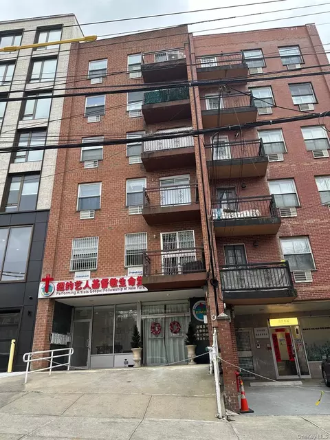 138-10 35th Ave #4A, Flushing, NY 11354