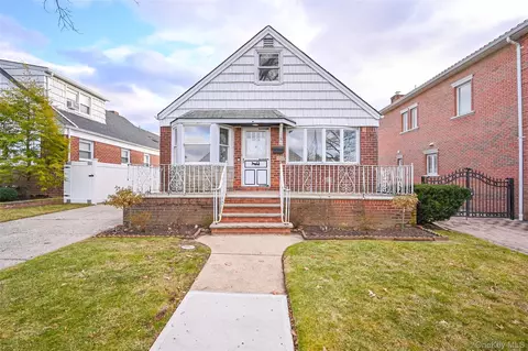 14728 8th Ave, New York, NY 11357