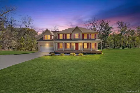 33 Berea Rd, Walden, NY 12586