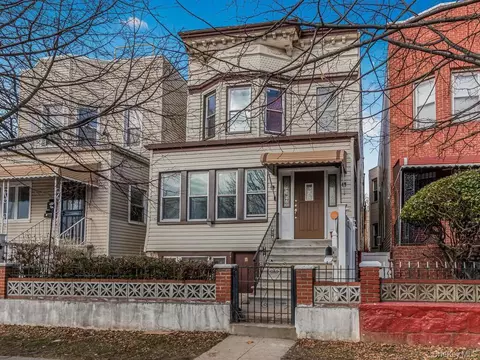 2215 Bruckner Blvd, New York, NY 10472