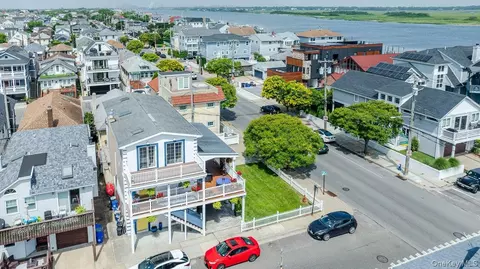 103 Connecticut Ave, Long Beach, NY 11561