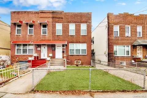 2886 Randall Ave, New York, NY 10465