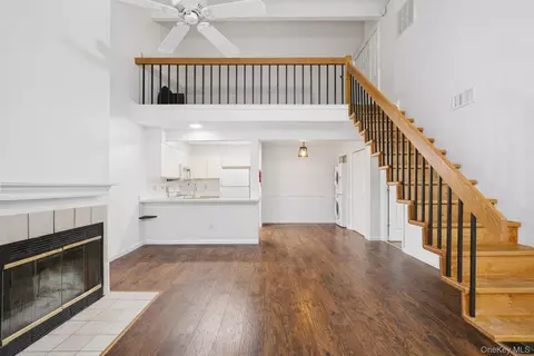 239 Deer Hill Rd, Lewisboro, NY 10590