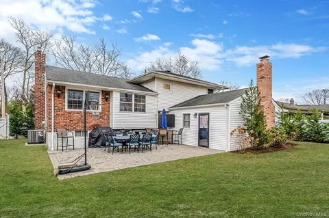 Exterior - 68 Elder Dr, Commack, NY 11725 photo 6 of 8