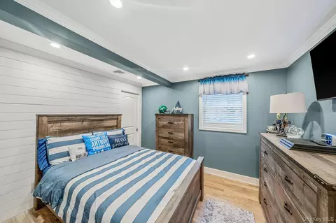 Bedroom - 68 Elder Dr, Commack, NY 11725 photo 1 of 7