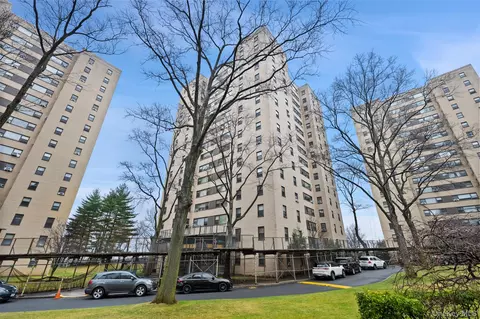 1 Fordham Hill Oval #4D, New York, NY 10468