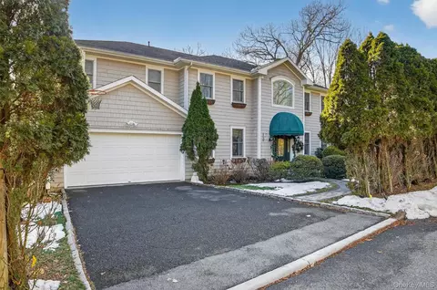 6 Rest Ave, Greenburgh, NY 10502