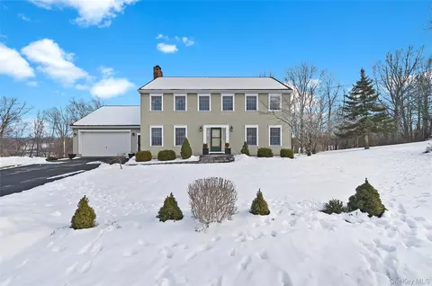 183 High Meadows Rd, Walden, NY 12586
