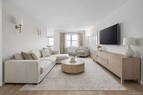 5550 Fieldston Rd #8H, New York, NY 10471