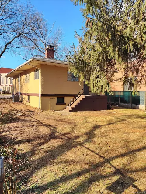 77-43 Main St, Flushing, NY 11367 photo 3