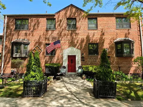 155-45 81 St 81 #18, Howard Beach, NY 11414