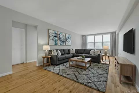 14 Westview Ave #310, Eastchester, NY 10707