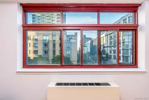4-74 48th Ave #3BB, Long Island City, NY 11109