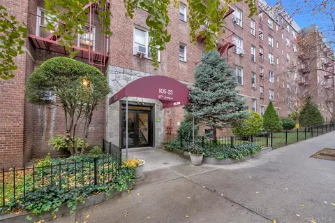 105-25 67th Ave #3G, Forest Hills, NY 11375